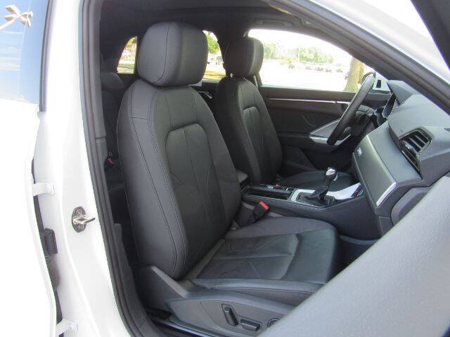 2025 Audi Q3 quattro S line Premium 45 TFSI