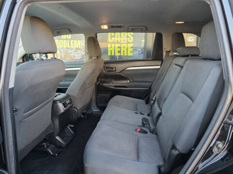 2018 Toyota Highlander LE