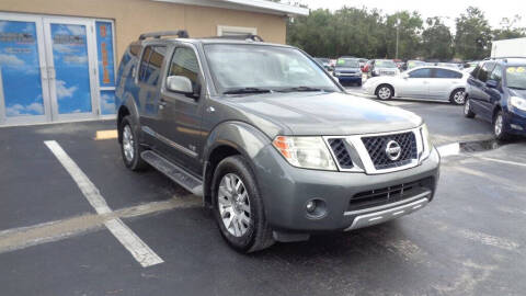 2008 Nissan Pathfinder LE V8