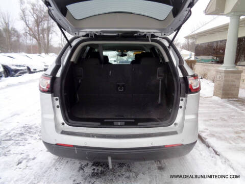 2017 Chevrolet Traverse LT