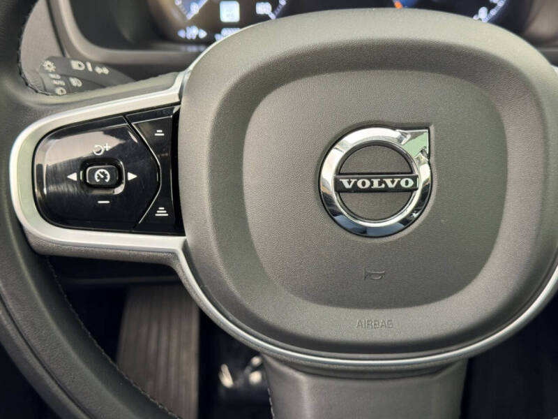 2022 Volvo XC90 Recharge T8 Inscription Expression 6P