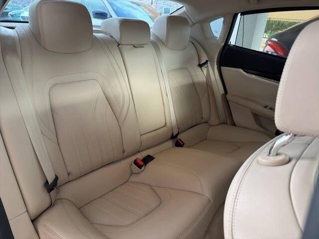 2022 Maserati Quattroporte Modena Q4