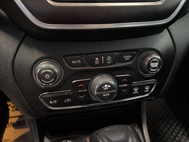 2022 Jeep Cherokee Trailhawk