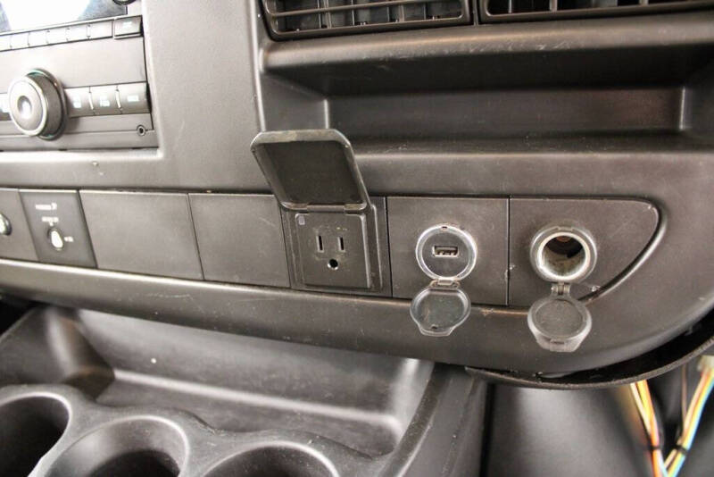 2017 Chevrolet Express 2500