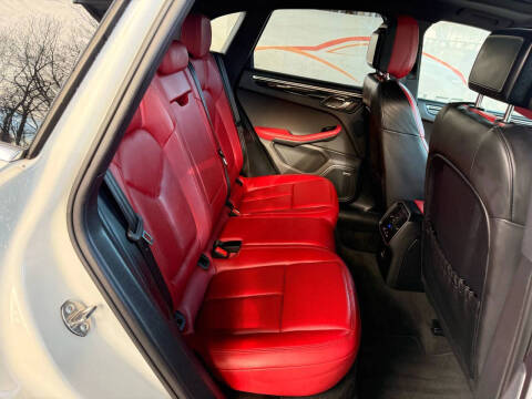 2017 Porsche Macan S