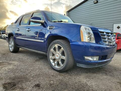 2013 Cadillac Escalade EXT for sale at Mox Motors in Port Charlotte FL