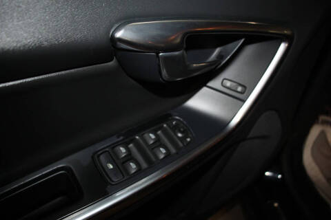 2012 Volvo S60 T6 R-Design