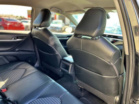 2020 Toyota Camry SE