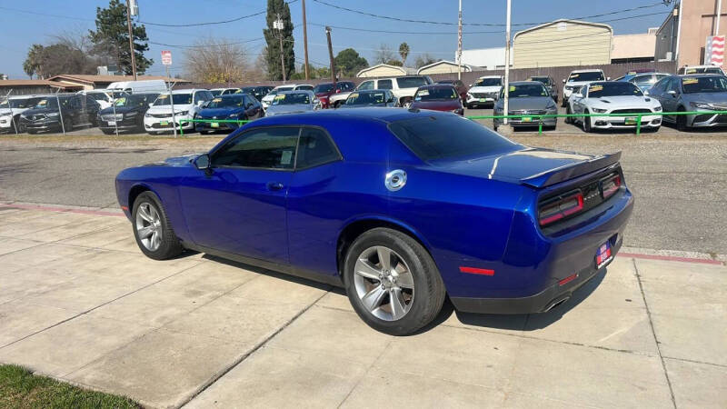 2019 Dodge Challenger SXT