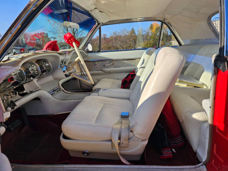 1961 Ford Thunderbird