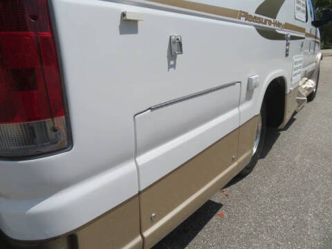 2006 Ford E-Series E-350 SD