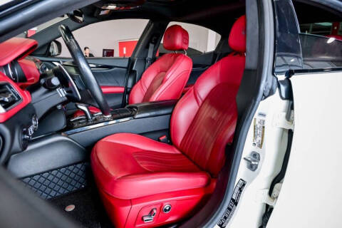 2022 Maserati Ghibli Modena