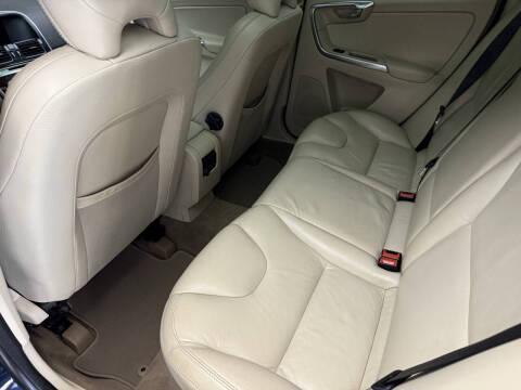 2012 Volvo XC60 3.2 Premier Plus