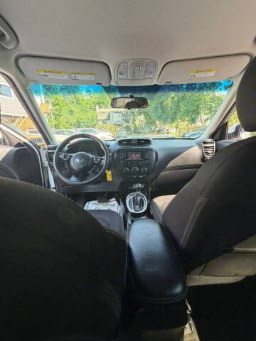 2015 Kia Soul +