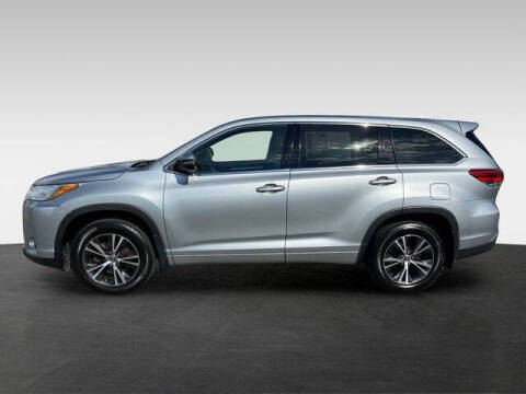 2017 Toyota Highlander LE Plus