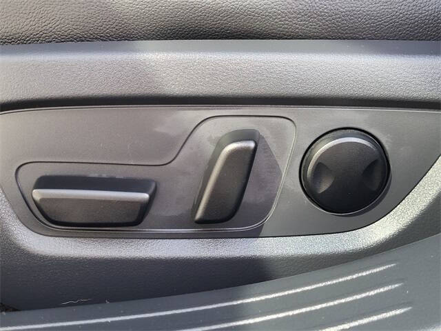 2025 Mazda CX-50 Hybrid Premium