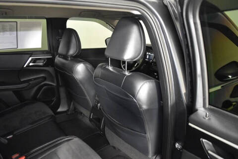 2024 Mitsubishi Outlander PHEV SE