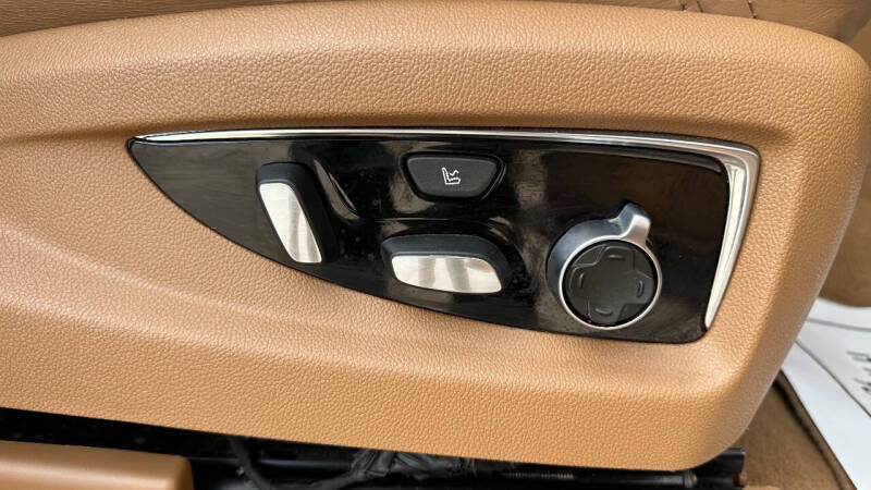 2017 Cadillac Escalade ESV Platinum