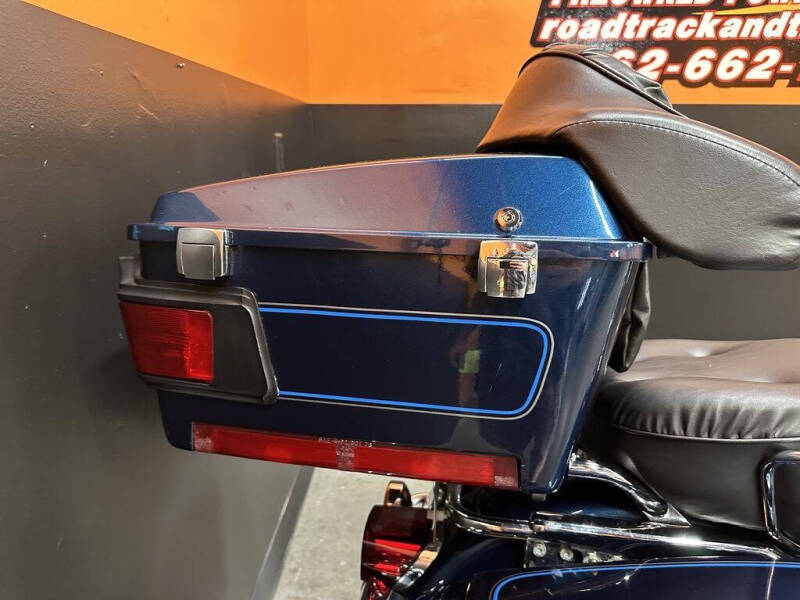2001 Harley-Davidson® FLHTC - Electra Glide® Cl