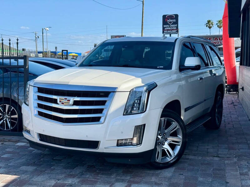 2015 Cadillac Escalade Luxury's photo