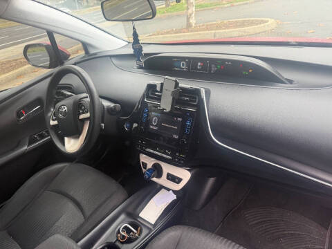 2017 Toyota Prius Two