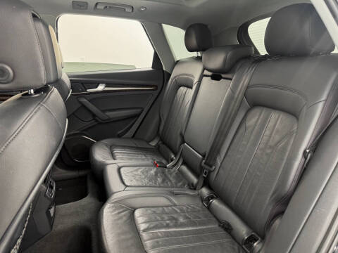 2018 Audi Q5 2.0T quattro Premium Plus