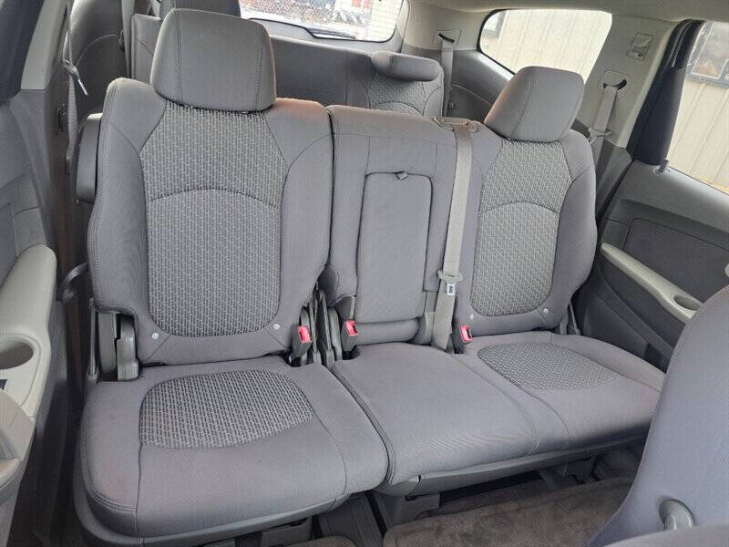 2010 Chevrolet Traverse LS