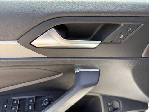 2023 Volkswagen Jetta SE