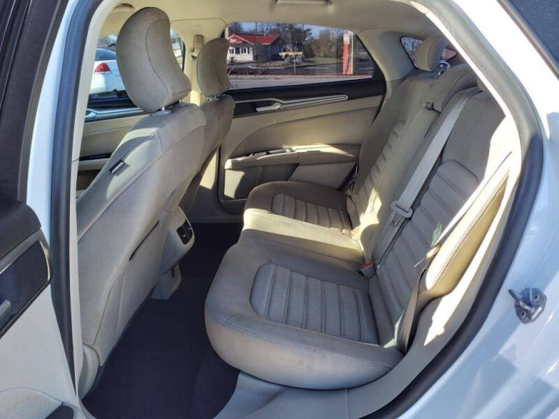 2019 Ford Fusion SE