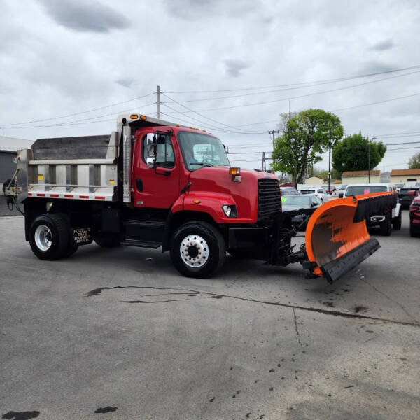 2014 Freightliner 108 SD