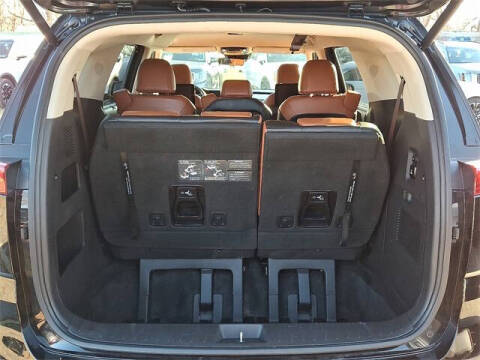 2022 Kia Carnival SX