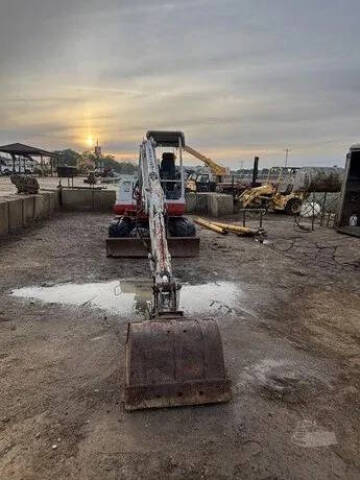 2000 TAKEUCHI TB145