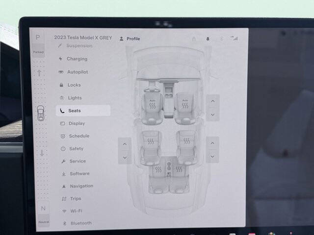 2023 Tesla Model X Standard Range
