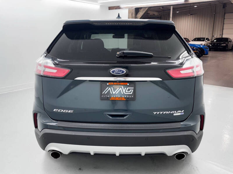2019 Ford Edge Titanium