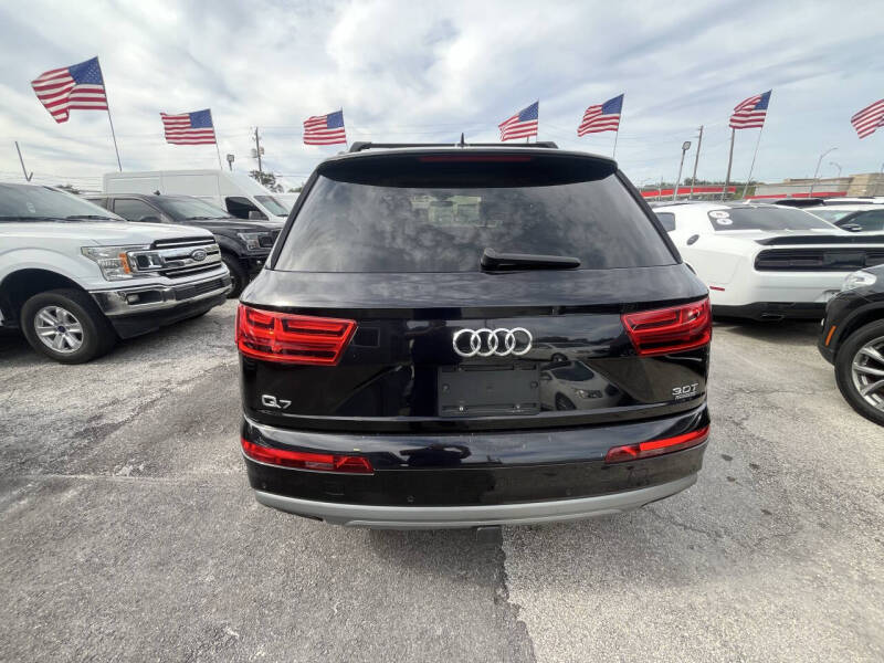 2017 Audi Q7 3.0T quattro Premium Plus