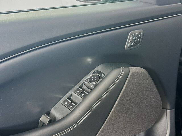 2022 Ford Mustang Mach-E Select