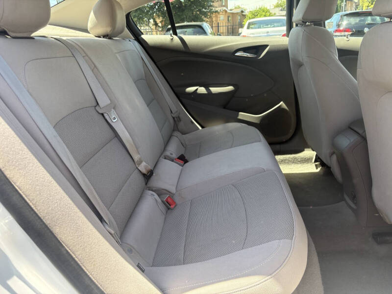 2018 Chevrolet Cruze LS Auto