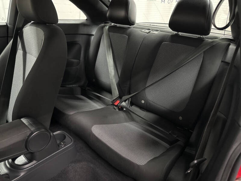 2019 Volkswagen Beetle 2.0T S