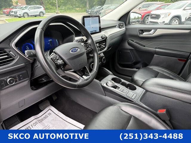 2022 Ford Escape SEL