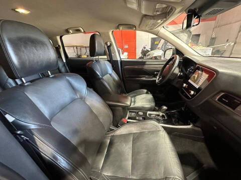 2020 Mitsubishi Outlander