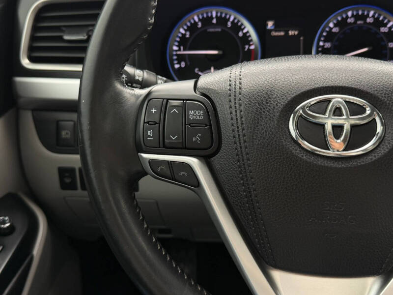 2017 Toyota Highlander XLE