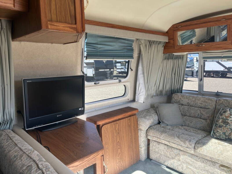 1996 Airstream Excella 1000