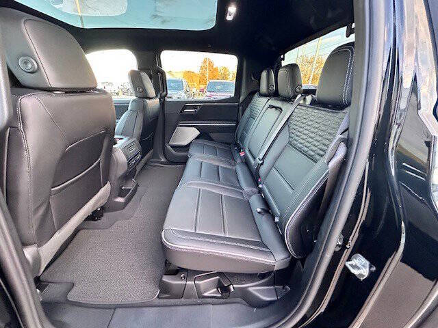 2025 GMC Sierra EV Denali