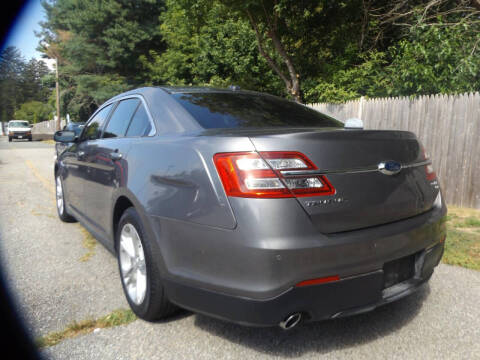 2014 Ford Taurus SEL