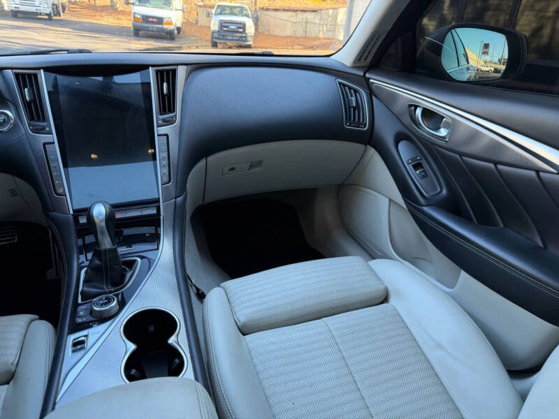 2016 Infiniti Q50 Red Sport 400