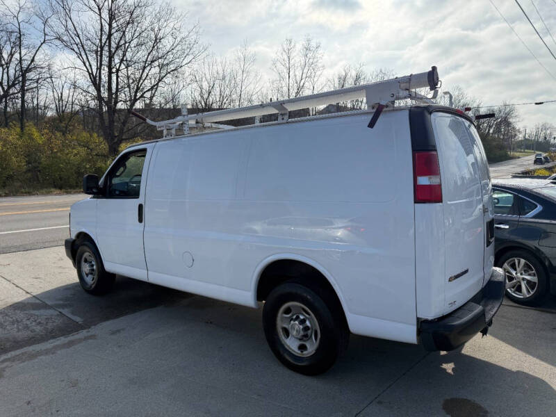 2017 Chevrolet Express 2500
