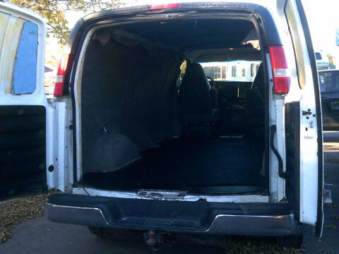 2005 GMC Savana 2500