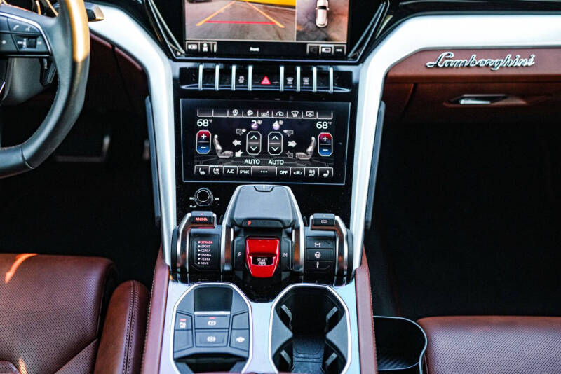 2020 Lamborghini Urus