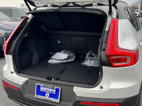 2026 Volvo EX40 Plus