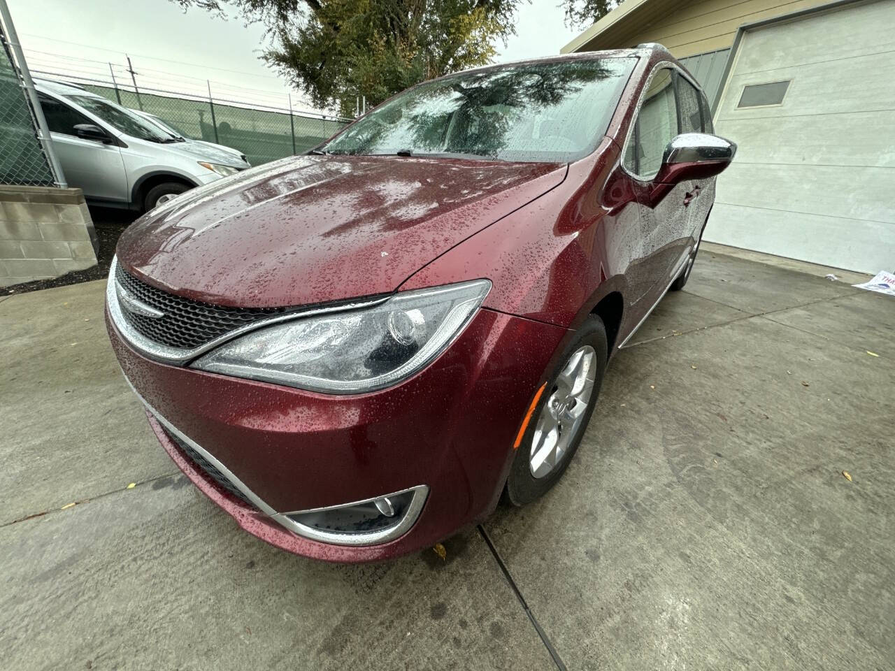 2018 Chrysler Pacifica for sale at Carlos Auto Sales LLC in Englewood, CO